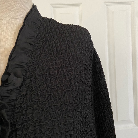 Gorgeous sweater jacket! - Picture 4 of 4